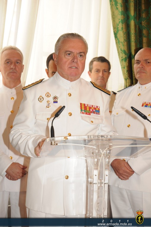 Por último, el almirante general Rebollo destacó en su intervención las virtudes de la profesión militar 